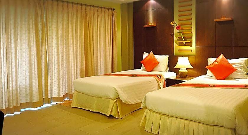 Hua Hin White Sand Hotel