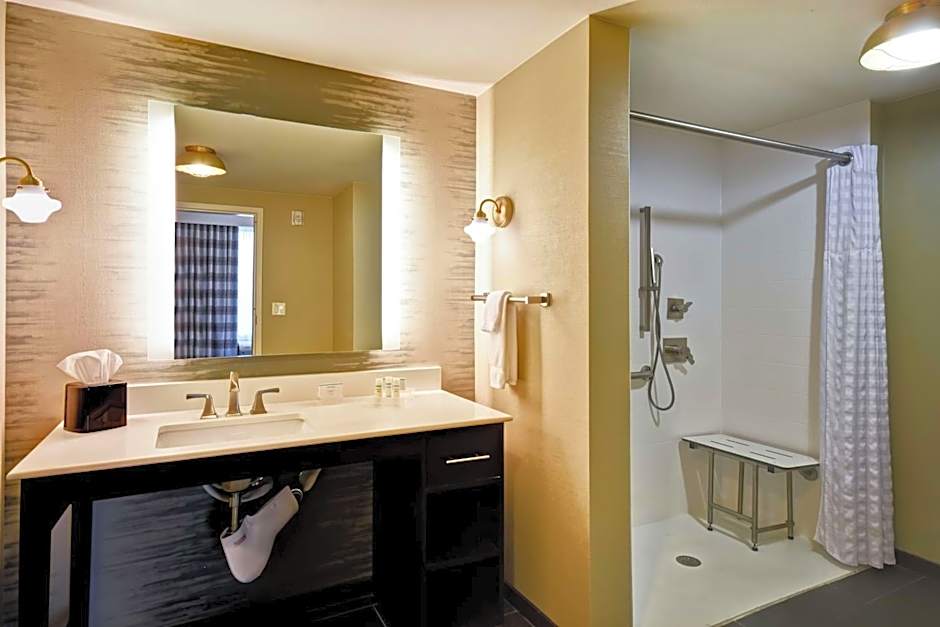 Homewood Suites by Hilton Dallas Arlington South