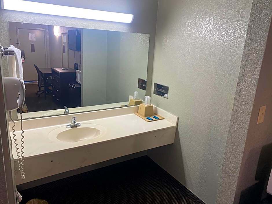 DIAMOND INN