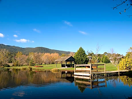 Sanctuary Park Cottages