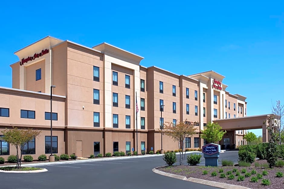 Hampton Inn & Suites Tupelo/Barnes Crossing