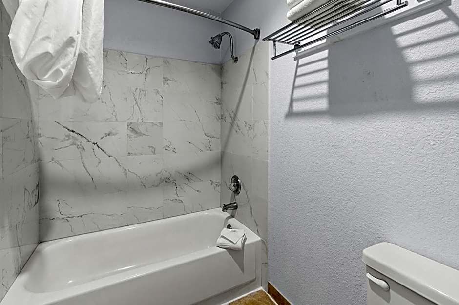 Red Lion Inn & Suites Yakima