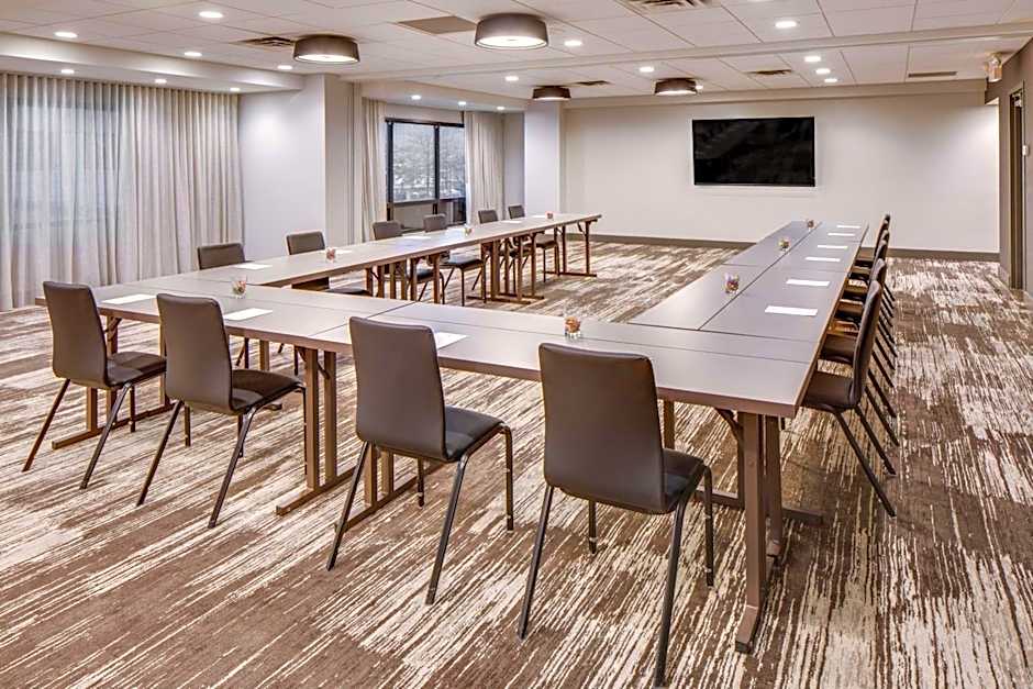 DoubleTree By Hilton Hotel Jersey City