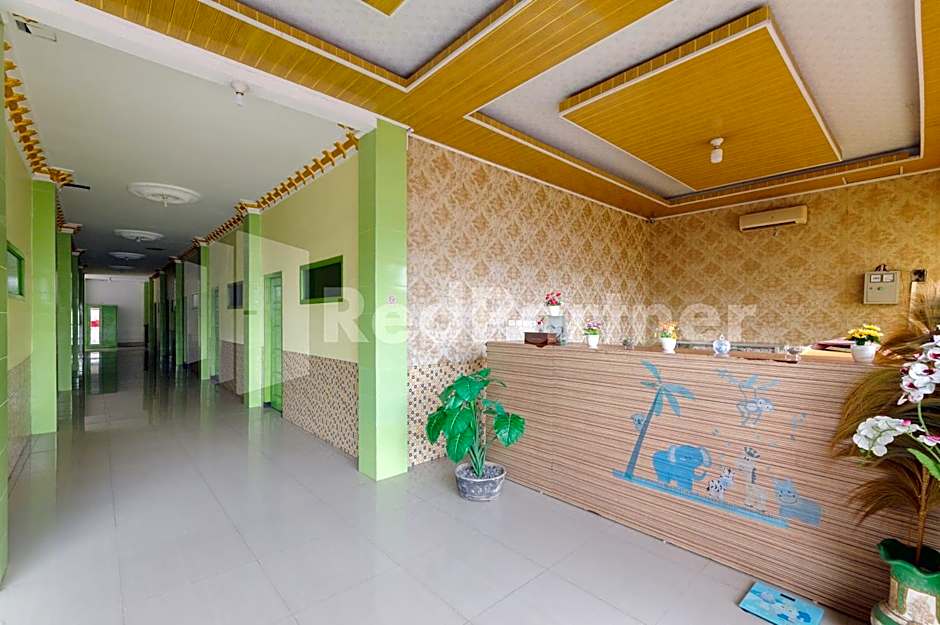 Homestay Hj Suharti Natar Lampung RedPartner