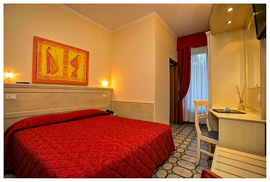 Hotel lo Squalo