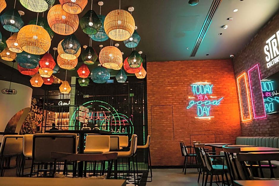 DoubleTree by Hilton Fujairah City