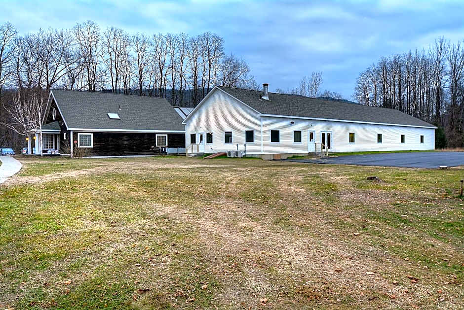 Colonial Motel and Spa