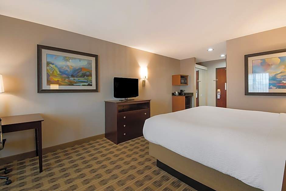 Best Western University Inn & Suites