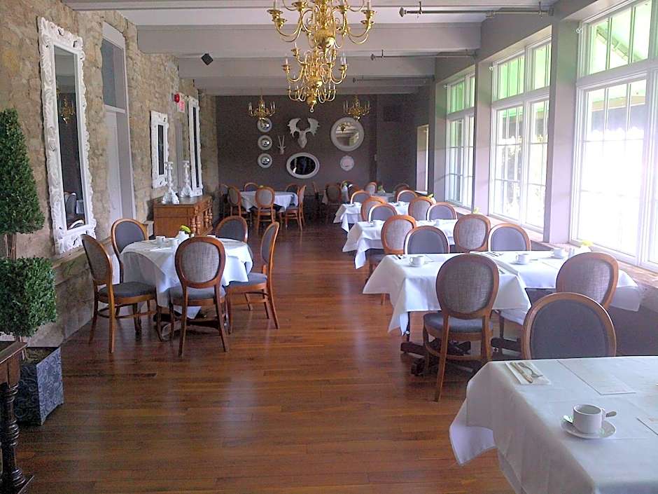 Old Stone Inn Boutique Hotel