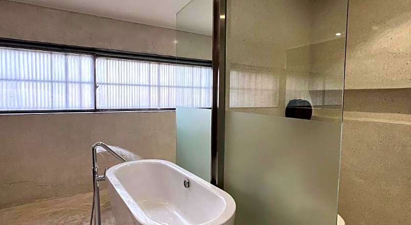 TTR  Rin Villa  & Hotel