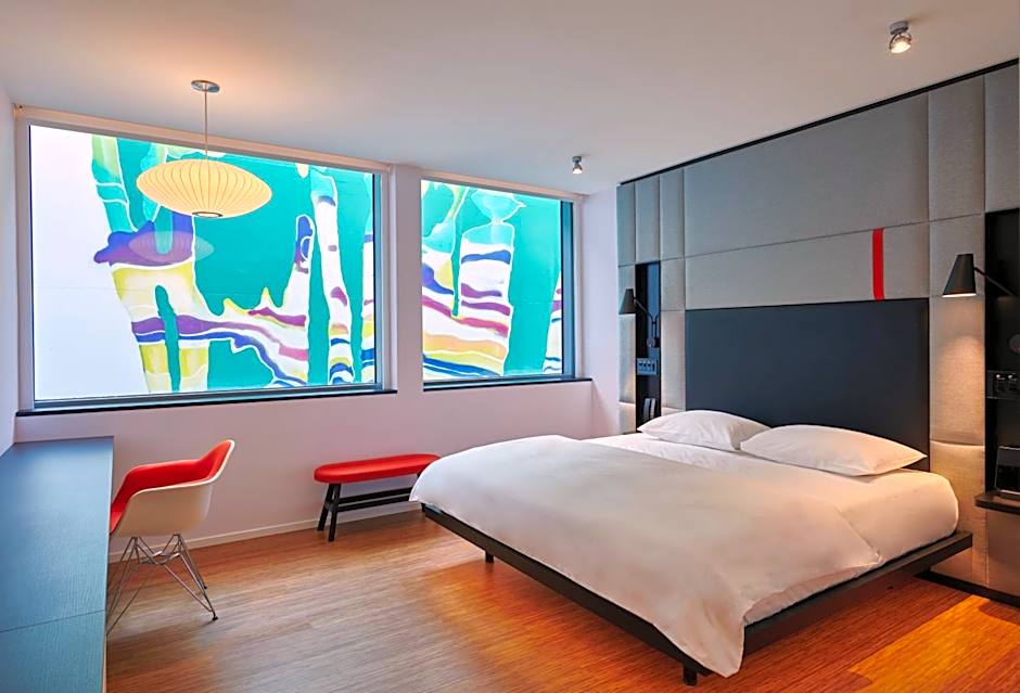 citizenM Miami Worldcenter