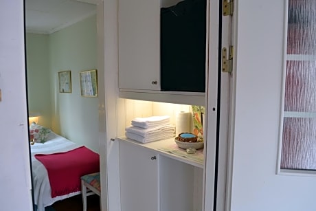 Twin Room with Shared Toilet
