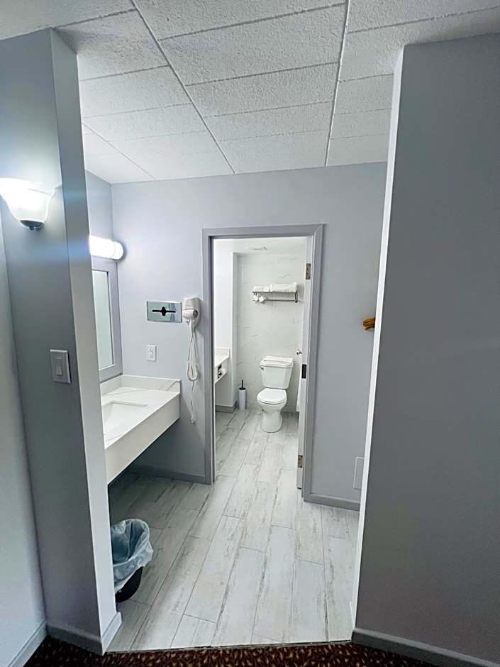 Lively Inn and Suites - Sudbury