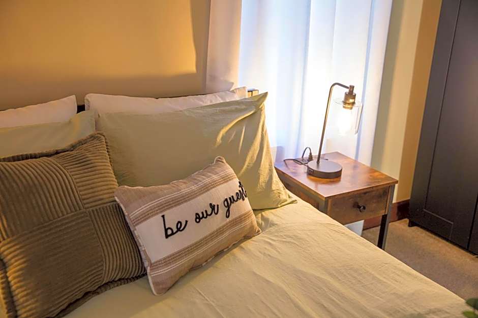 Wayfarer Inn