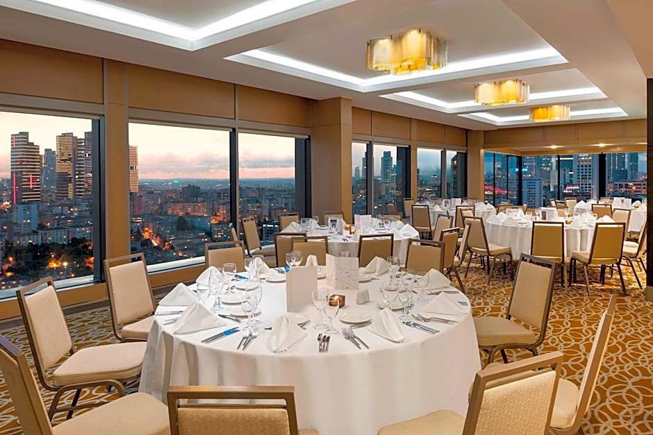 Renaissance by Marriott Istanbul Polat Bosphorus Hotel