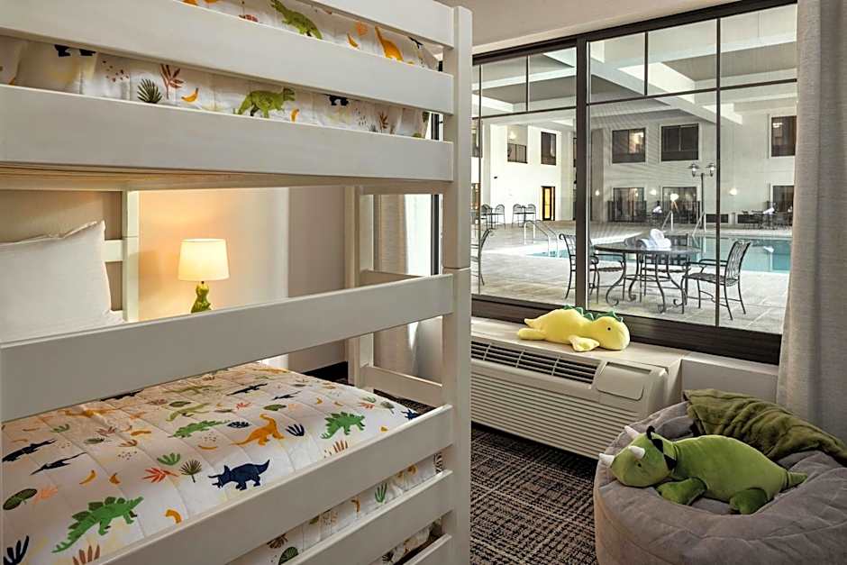 Ironwood Lodge, Lake Elmo, Series by Marriott