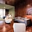Winery & Design hotel ROXANICH