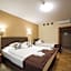 Dóm Hotel