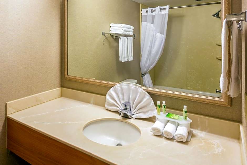 Holiday Inn Express Roseburg By IHG