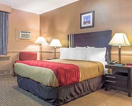 1 Queen Bed, Nonsmoking, Upgrade