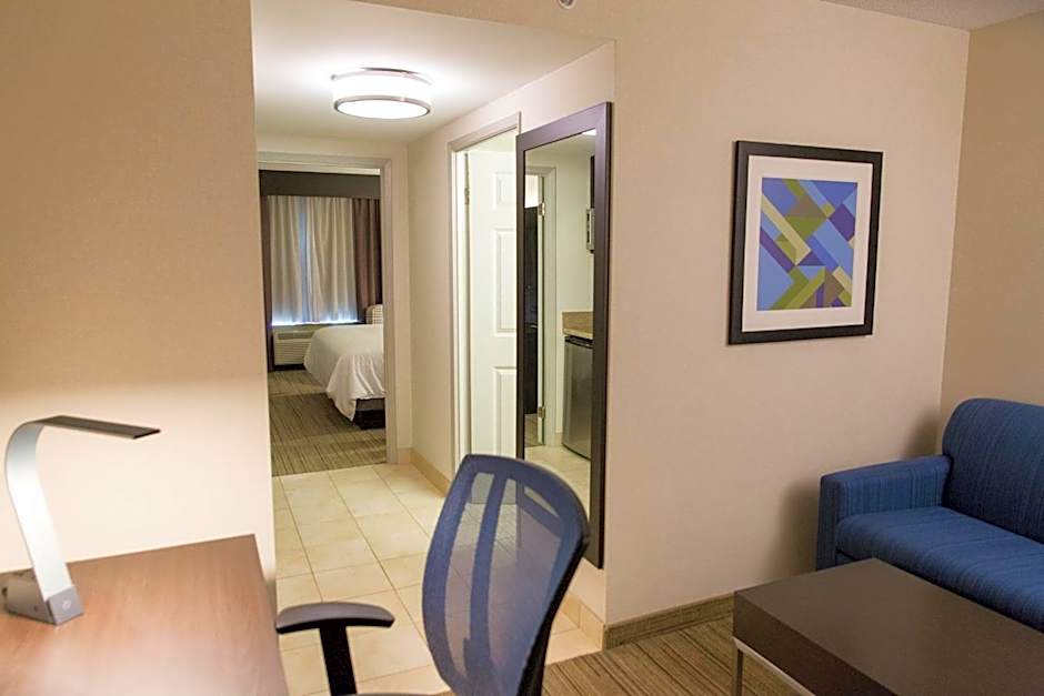 Holiday Inn Express Brampton By IHG