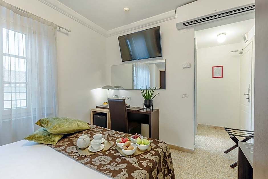 Hotel Hambros - Il Parco In Villa Banchieri