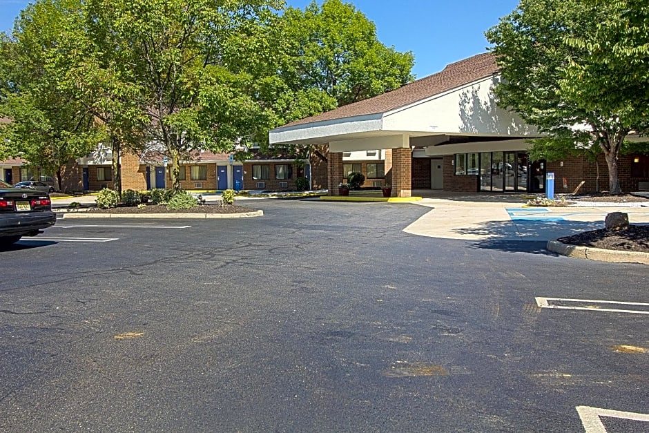 Motel 6-East Brunswick, NJ