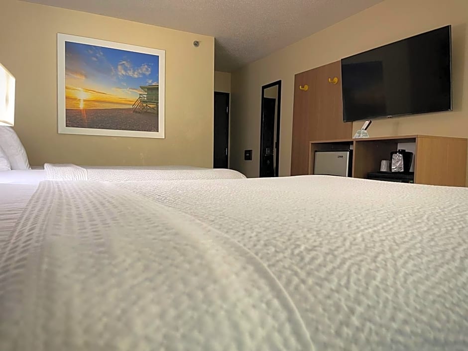 Days Inn & Suites by Wyndham Kaukauna WI