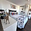 James Clow Bed & Breakfast & Apartments