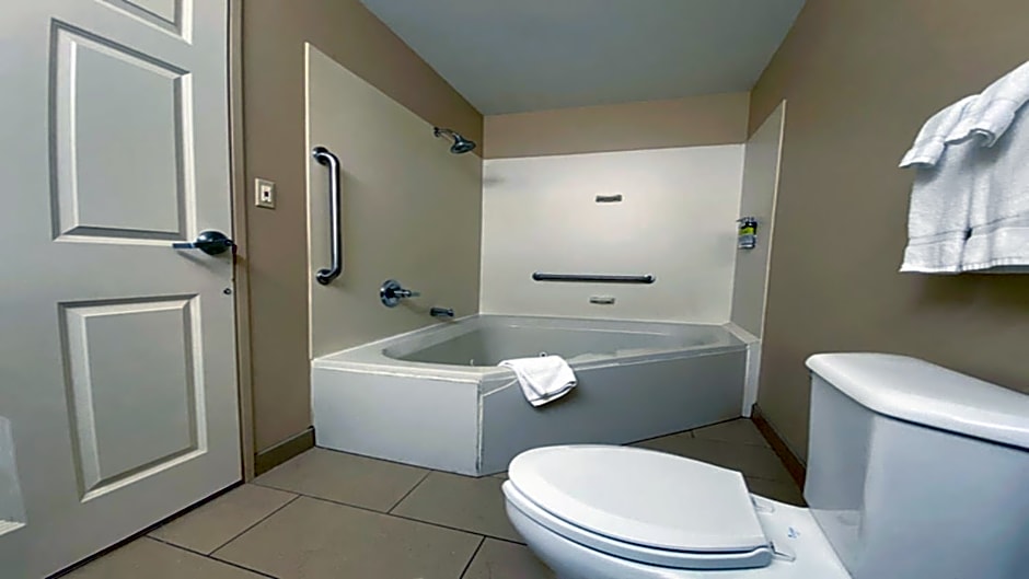 Holiday Inn Express Bloomington West by IHG
