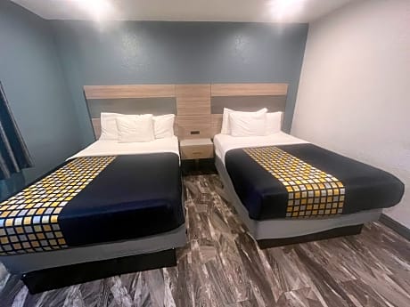 Two Queen Beds