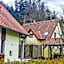 Geyserpark Village