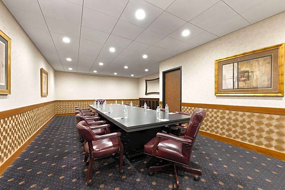 Wyndham Riverfront Little Rock