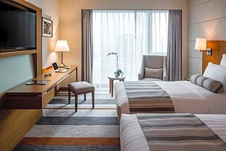 Premium Superior Twin Room with City View