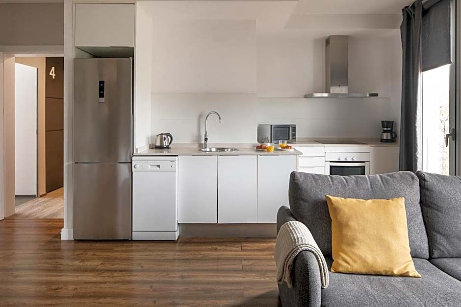 Feelathome Poblenou Beach Apartments