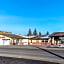 Econo Lodge Inn & Suites