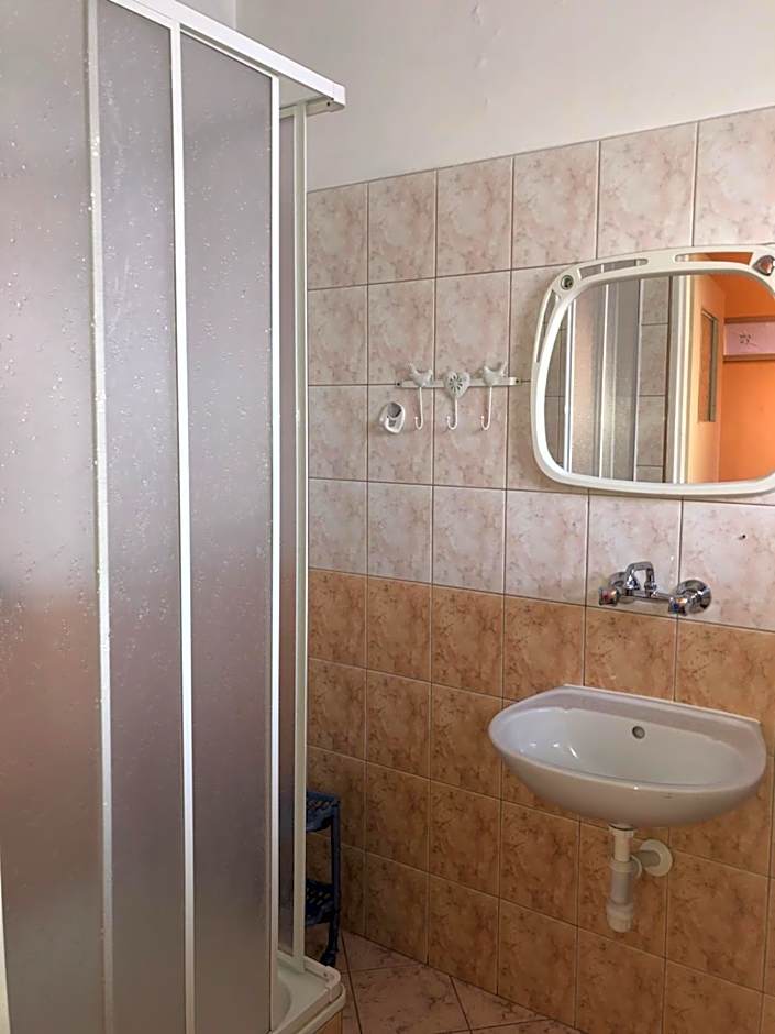 Międzynarodowe Schronisko Młodzieżowe PTSM Szarotka