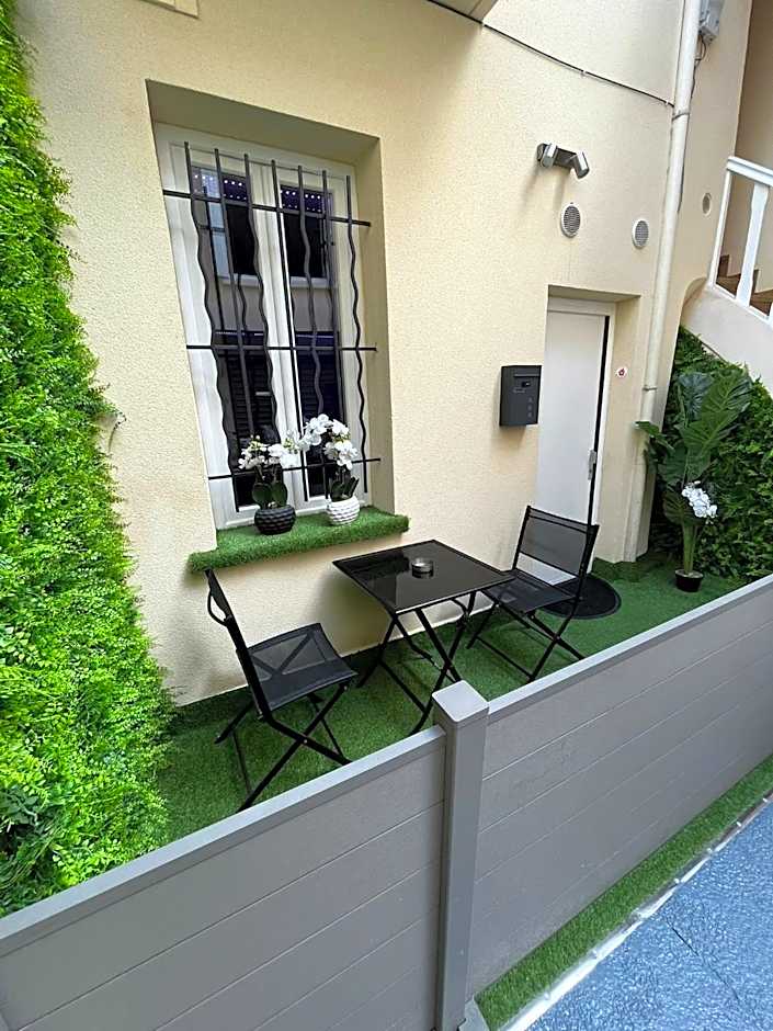 Room & Jacuzzi - Stade de France
