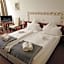 Hotel Zur Burg Sternberg