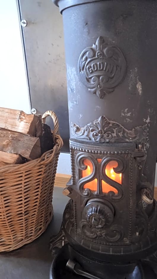 Fleur Bleue & The Timber Frame