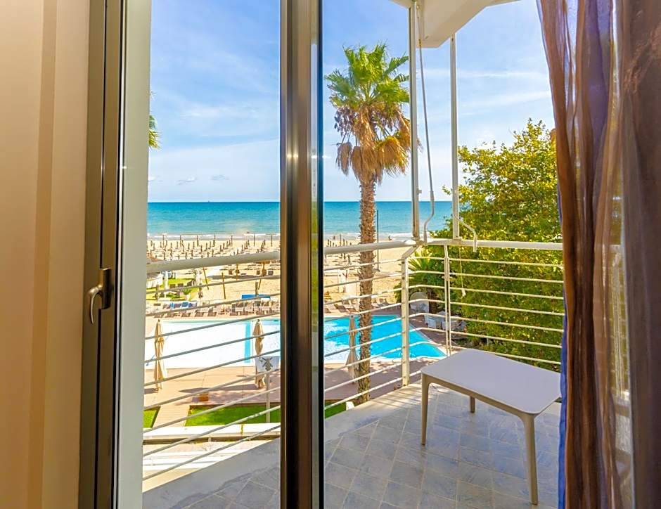 Abruzzo Marina Hotel - Family & Beach Resort