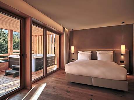 Suite with Spa Bath