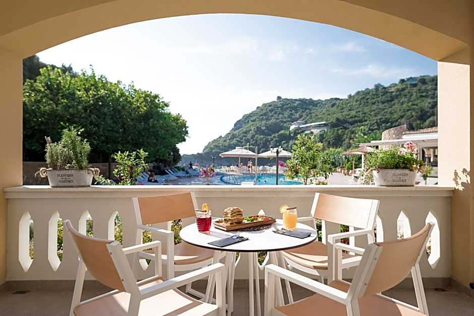 Anemolia Parga Suites