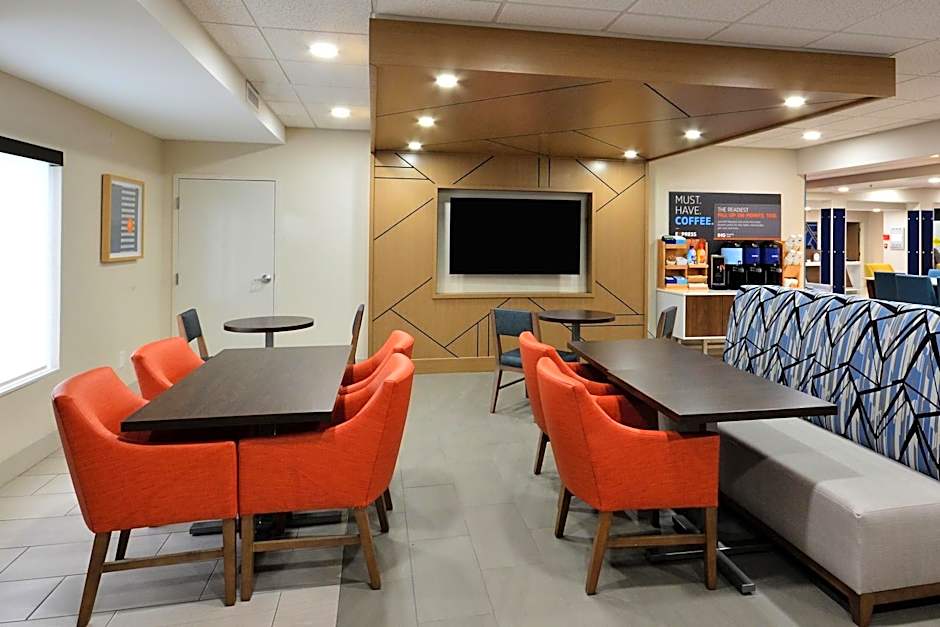 Holiday Inn Express Richmond I-64 Short Pump Area By IHG