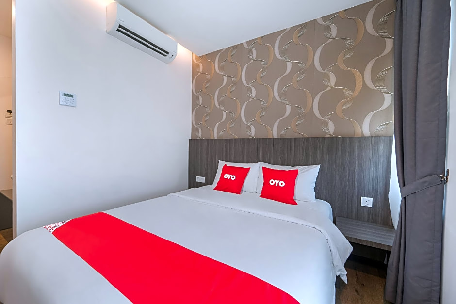 Capital O 89386 Stay 365 Hotel