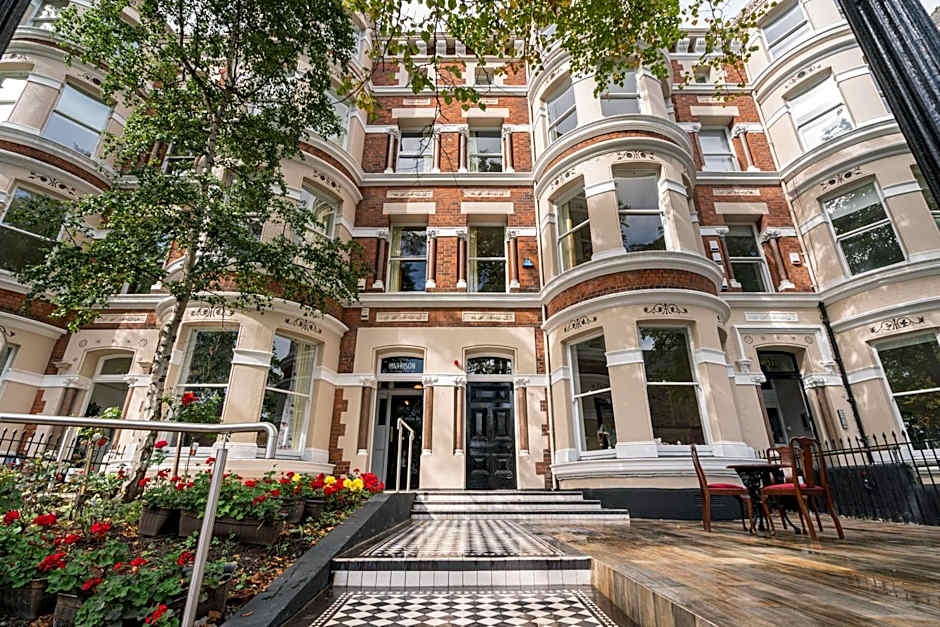 The Harrison Chambers of Distinction