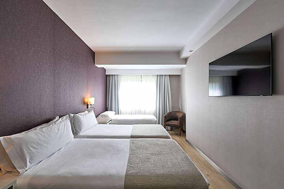 Catalonia Atenas Hotel