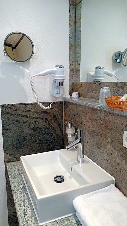 Hotel Zum Anker-THULLs Restaurant