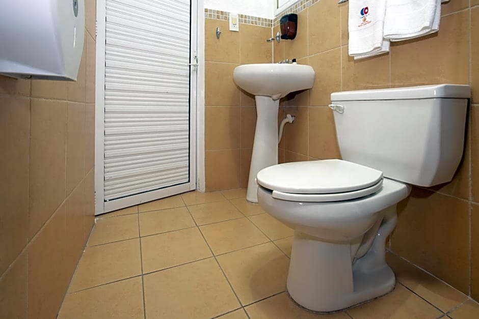 Hotel Euro Confort,Pachuca