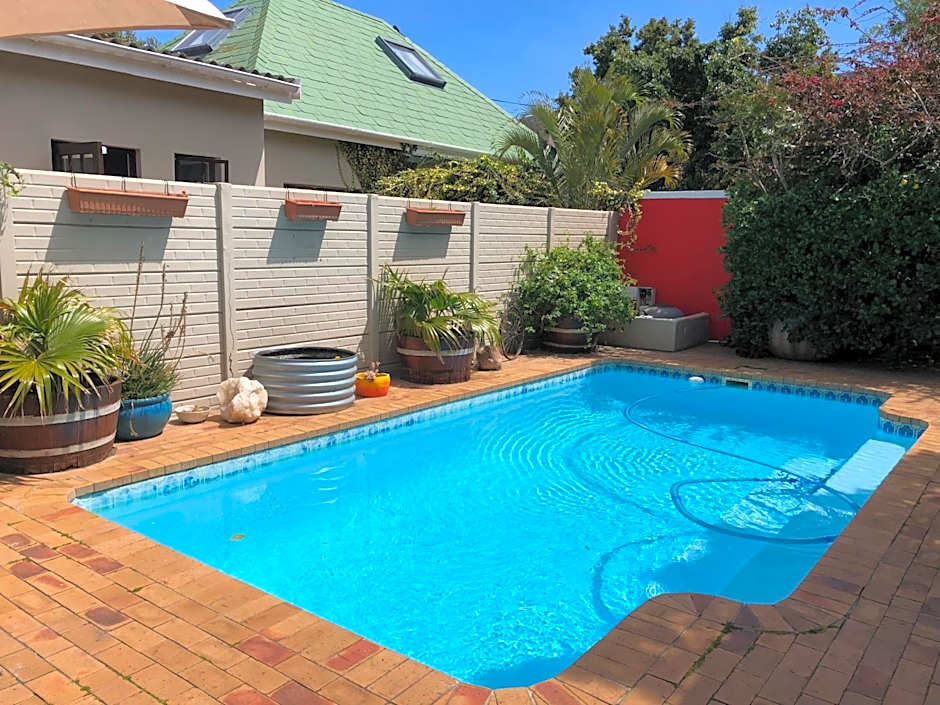 Hermanus Backpackers & Budget Accommodation